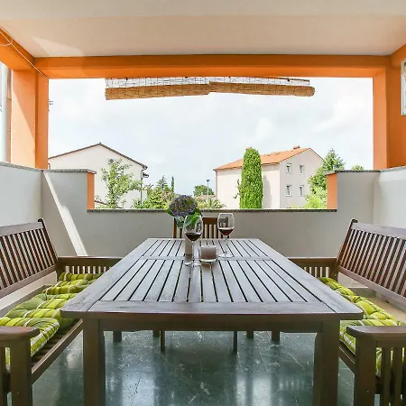 Ivkovic-1 By Interhome * Stinjan